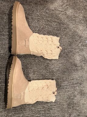 UGG Saela Knit Cuff Suede Boots - Cream NWOT